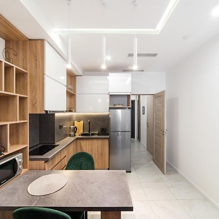 Danube Apartment By Downtown Inn เยเรวาน ภายนอก รูปภาพ